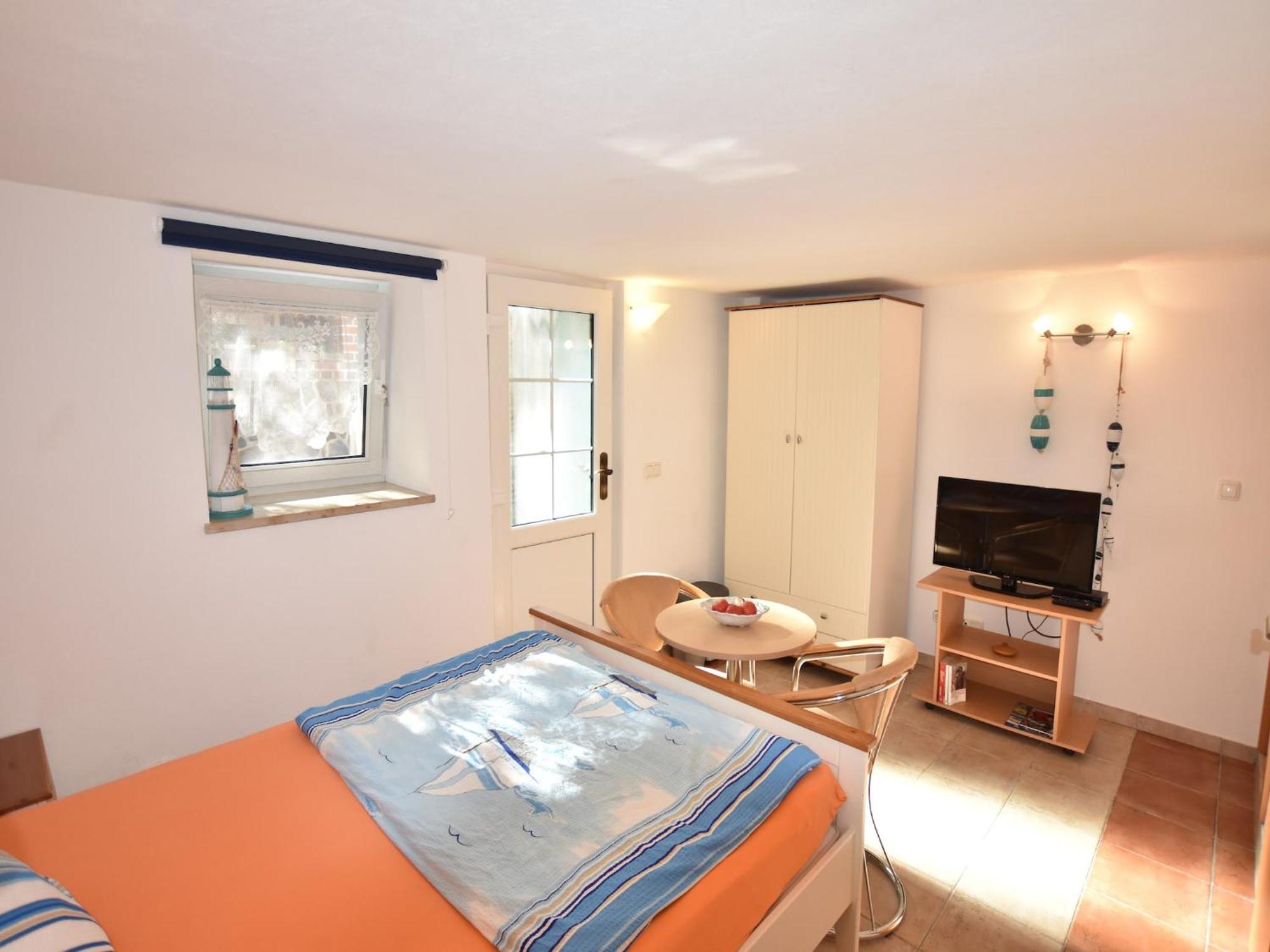 Peaceful In With Terrace Apartment *